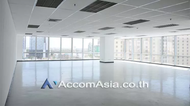9  Office Space For Rent in Pattanakarn ,Bangkok ARL Ramkhamhaeng at UM Tower AA11783